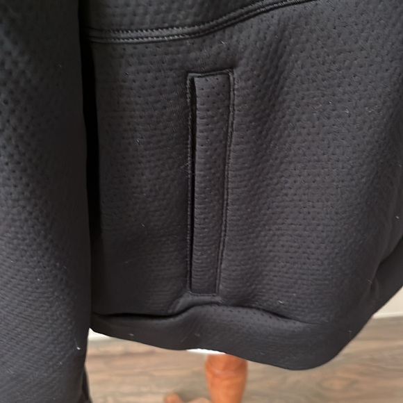 Zella comfy textured black sweatshirt - Picture 3 of 12